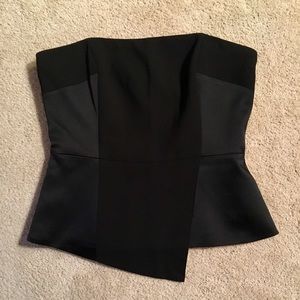White House Black Market Black Strapless top. Sz 6